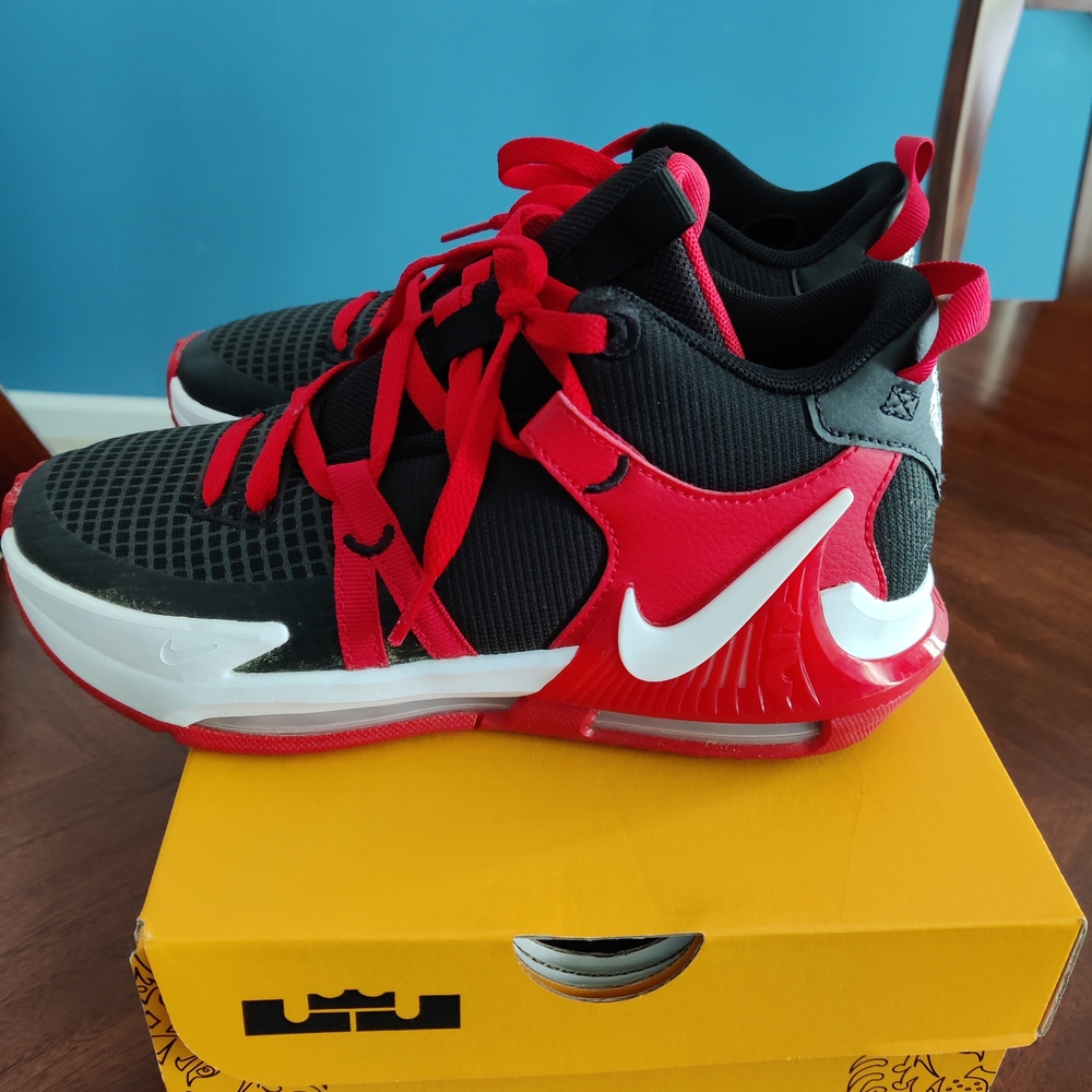 Nike Kids Black and Red Athletic Sneakers